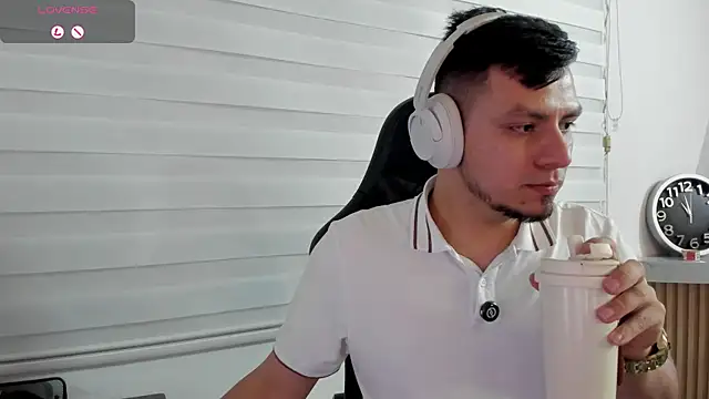 Rick_Adamsn Webbikameraesitys