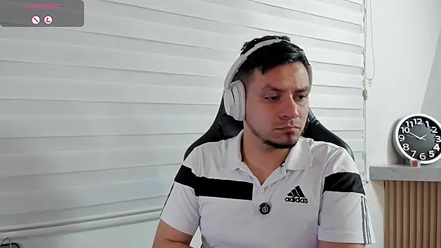 Rick_Adamsn Webbikameraesitys