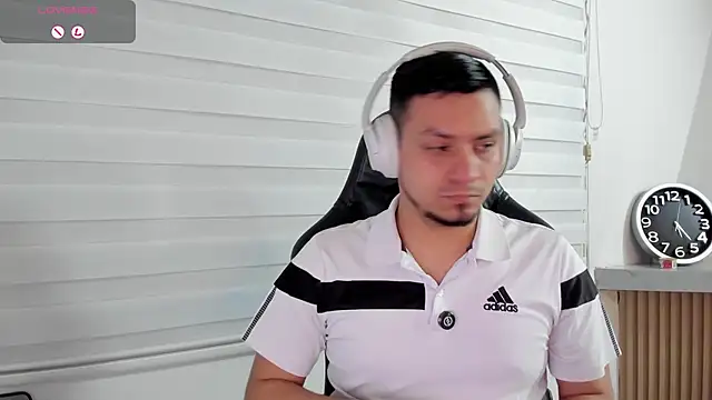 Rick_Adamsn Webbikameraesitys
