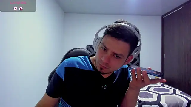 Rick_Adams Pertunjukan Webcam