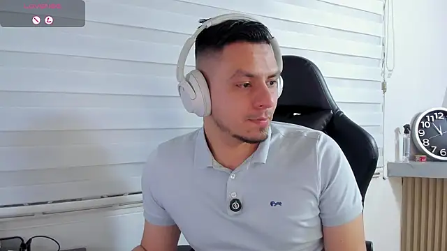 Rick_Adams webkamerás műsora