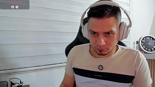Rick_Adams webkamerás műsora
