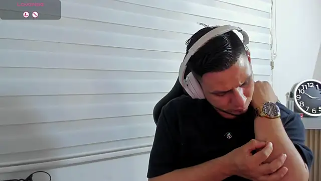Rick_Adams Pertunjukan Webcam
