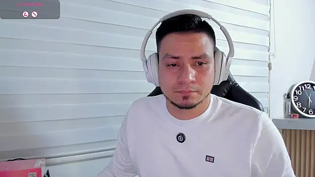 Rick_Adams webkamerás műsora