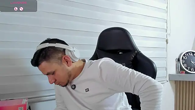 عرض كام Rick_Adams