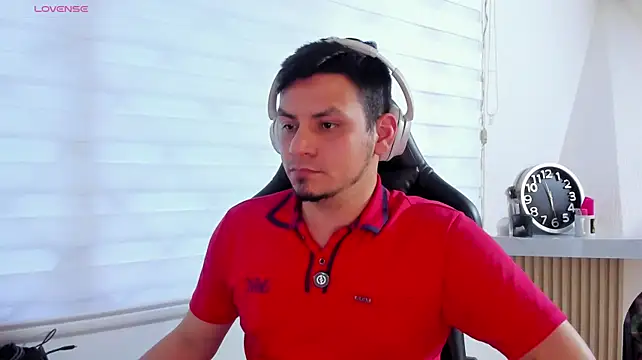 Rick_Adams Show in webcam