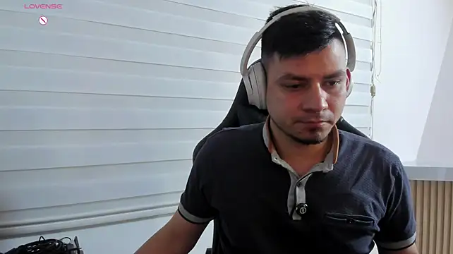 عرض كام Rick_Adams