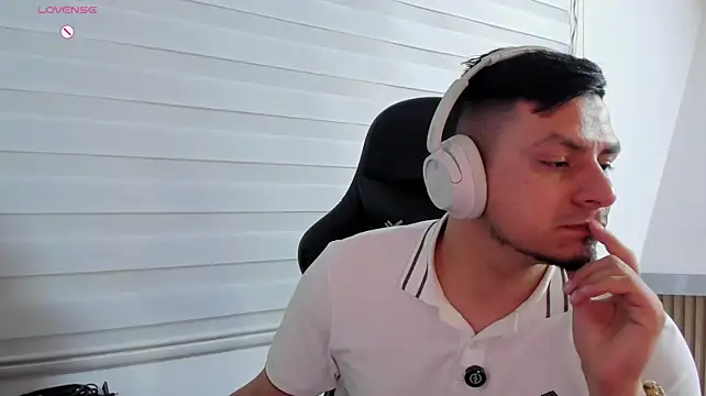 عرض كام Rick_Adams