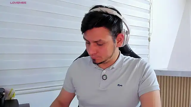 عرض كام Rick_Adams
