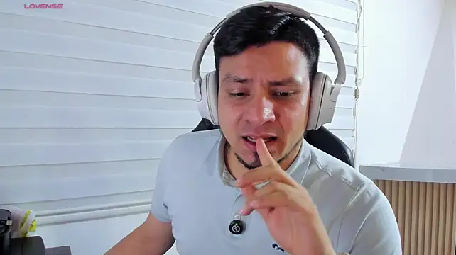 Rick_Adamsn Webbikameraesitys