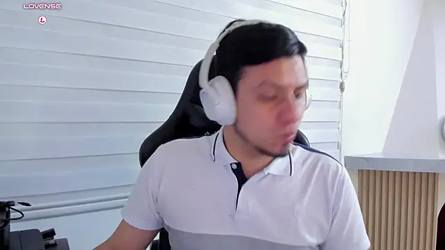 Rick_Adams webkamerás műsora