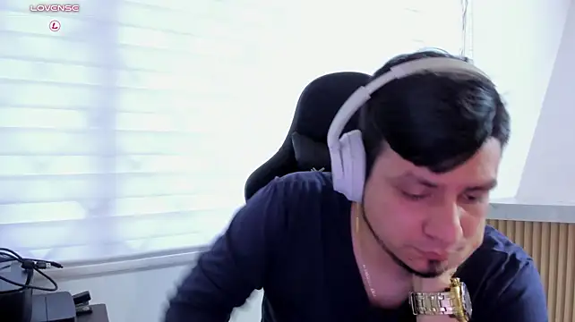 عرض كام Rick_Adams