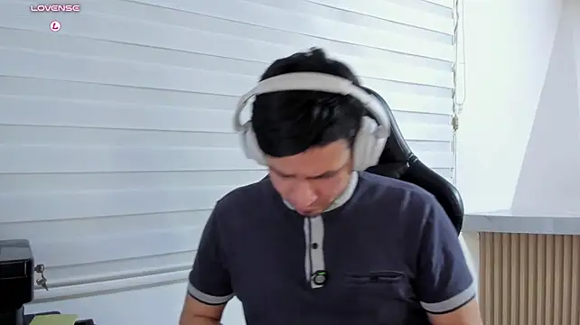 Rick_Adams Pertunjukan Webcam