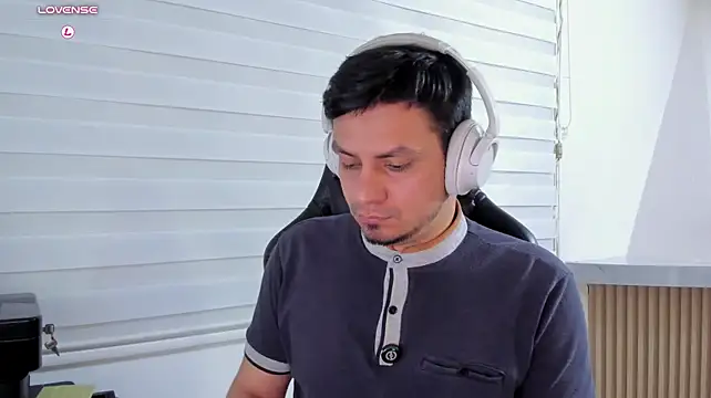 Rick_Adams webkamerás műsora