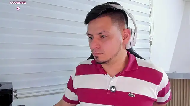 Rick_Adams Adlı Modelin Web Kamerası Şovu