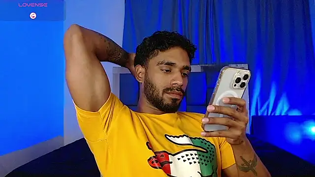Chatroom XXX en direct de Christian_thor