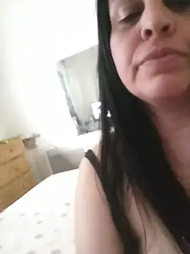 CRUELLAXX's Live XXX Chat