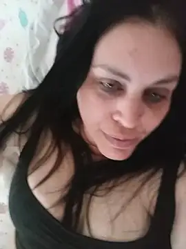 Онлайн чат XXX CRUELLAXX