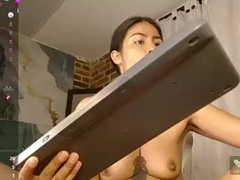 Salome_Cherie Pertunjukan Webcam
