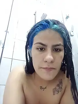 Salome_Cherien Webbikameraesitys