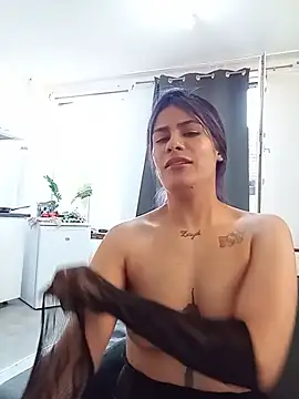 Show de Salome_Cherie na webcam
