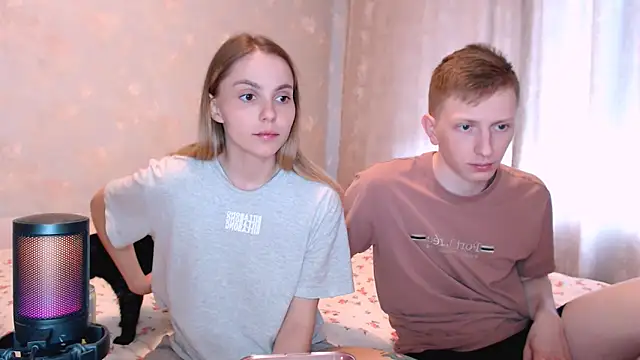juliaanddima Show in webcam