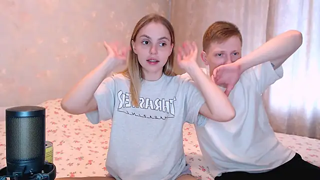 juliaanddima Pertunjukan Webcam