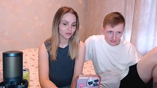 juliaanddima: вебкам-шоу