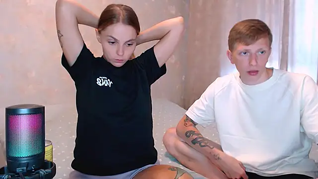 juliaanddima webkamerás műsora