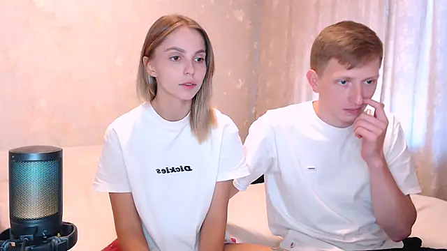 Chat XXX en directo de juliaanddima