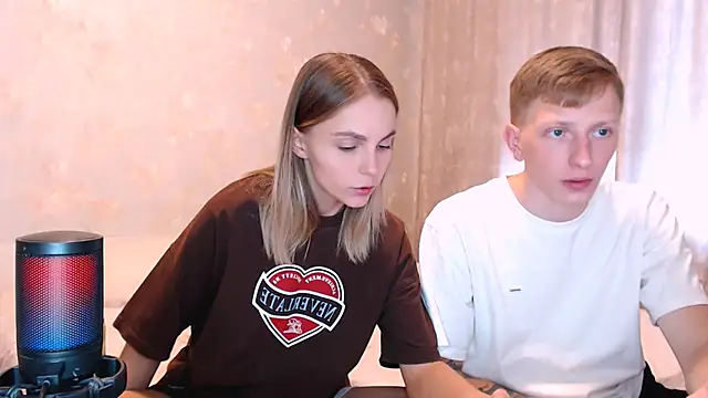 juliaanddima Adlı Modelin Web Kamerası Şovu