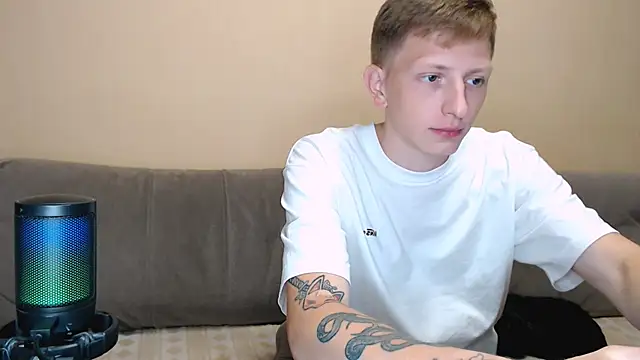 juliaanddima Adlı Modelin Web Kamerası Şovu