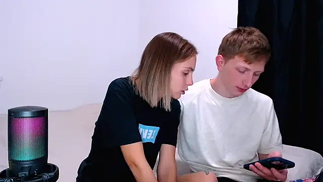 juliaanddima's Webcam Show
