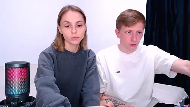 عرض كام juliaanddima