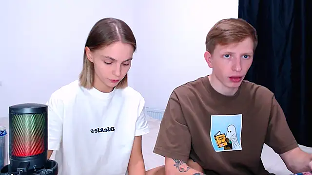 juliaanddima webkamerás műsora