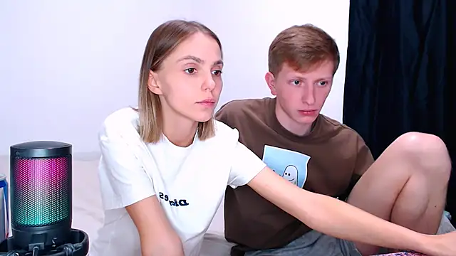 juliaanddima's Webcam Show