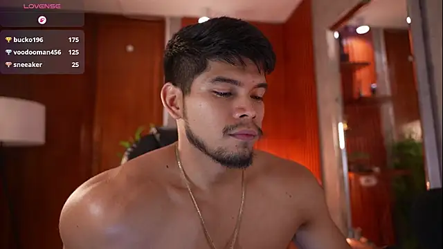 David_capizzi_ Show in webcam