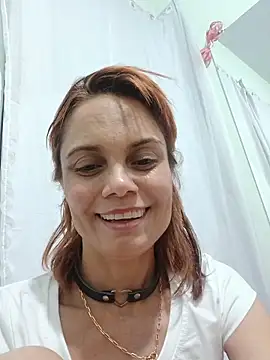Show de Meganlola na webcam