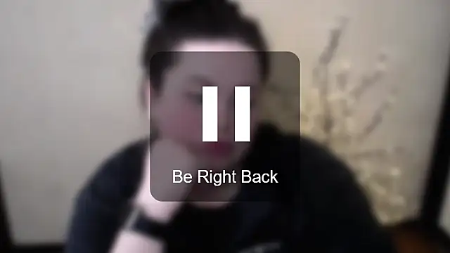 Emily_Mo Live Chatraum