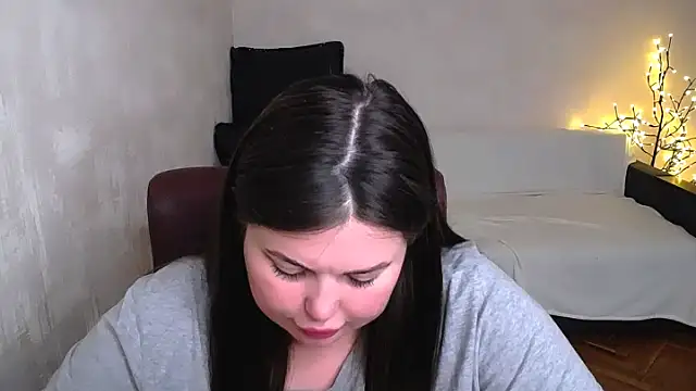 Emily_Mo Live XXX Chat