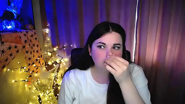Emily_Mo Live XXX-Chat