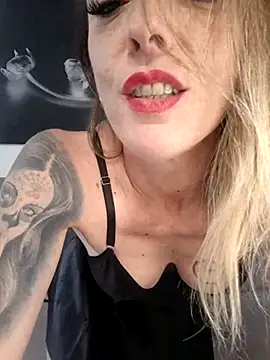 Ladymiri85 Adlı Modelin Web Kamerası Şovu