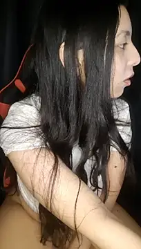 Show modela DianiQueenn na web-kameri