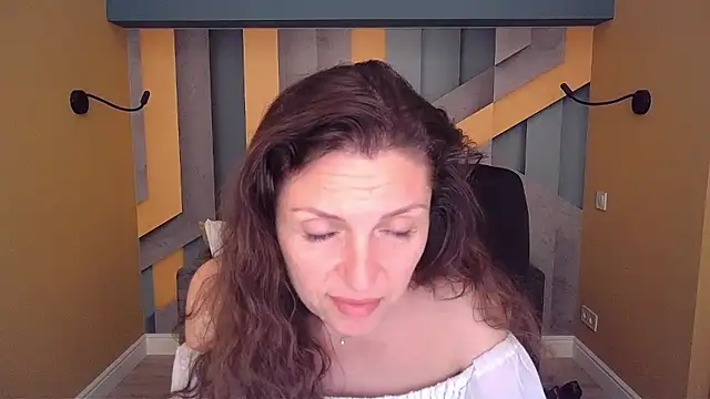 EllaLong Live XXX-chat