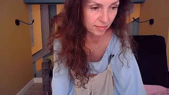 Chat +18 de EllaLong ao vivo