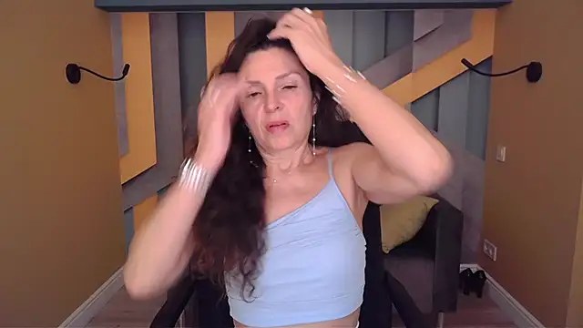 EllaLong's Live XXX Chat