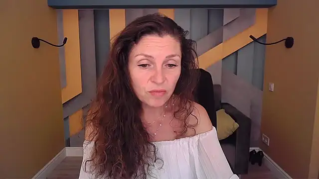 EllaLong's Webcam Show