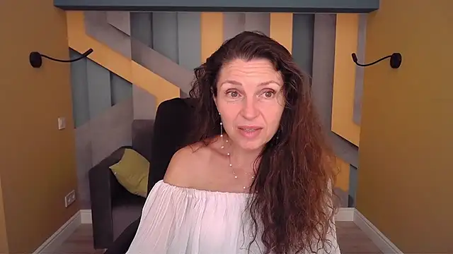Chat XXX en directo de EllaLong