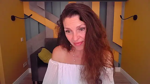 EllaLong's Live XXX Chat