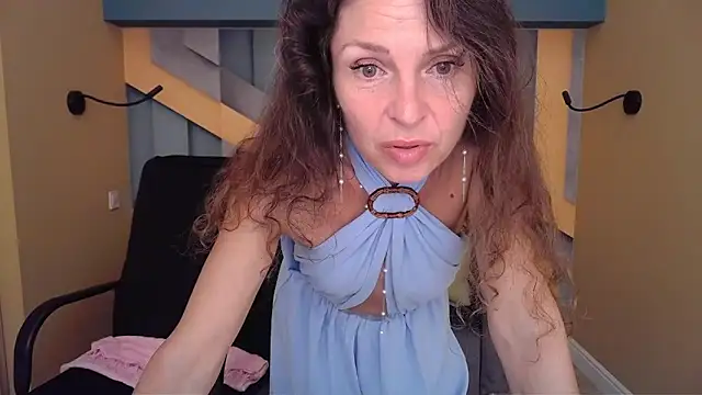 EllaLong Adlı Modelin Canlı XXX Sohbeti